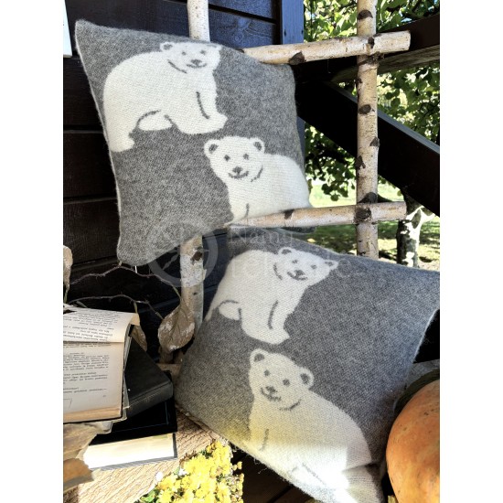 Woolen cushion ,,Bears" grey