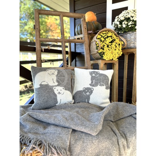 Woolen cushion ,,Bears" grey