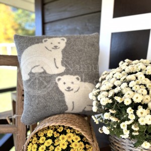 Woolen cushion ,,Bears" grey